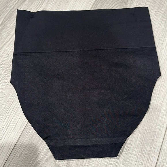 Wacoal brief - Picture 2 of 4